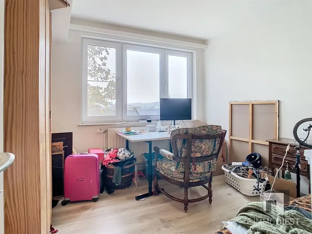 Bureau - Appartement Charmant avec Terrasse au Centre de Diest