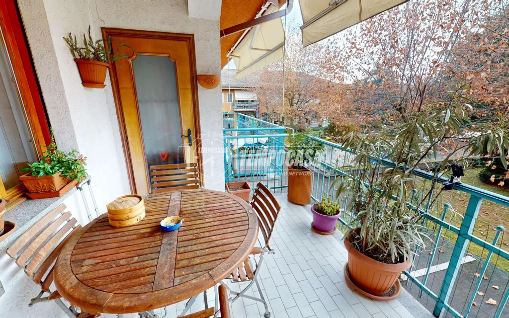 Balcon - Spacious Apartment with Two Terraces in Favria