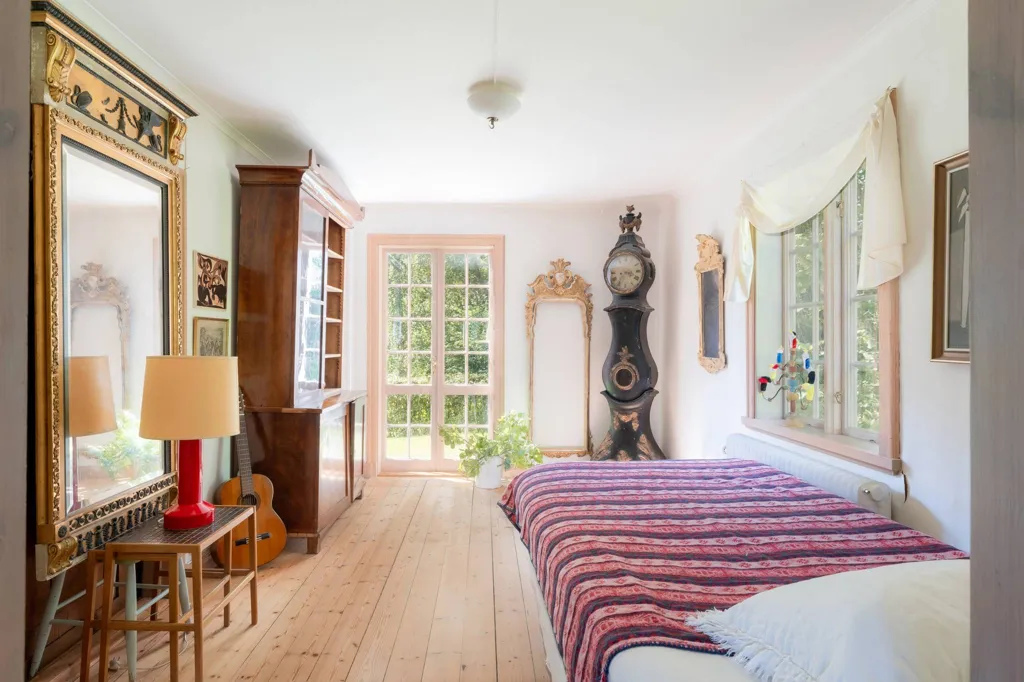 Chambres - Historic House with River View in Södermanland