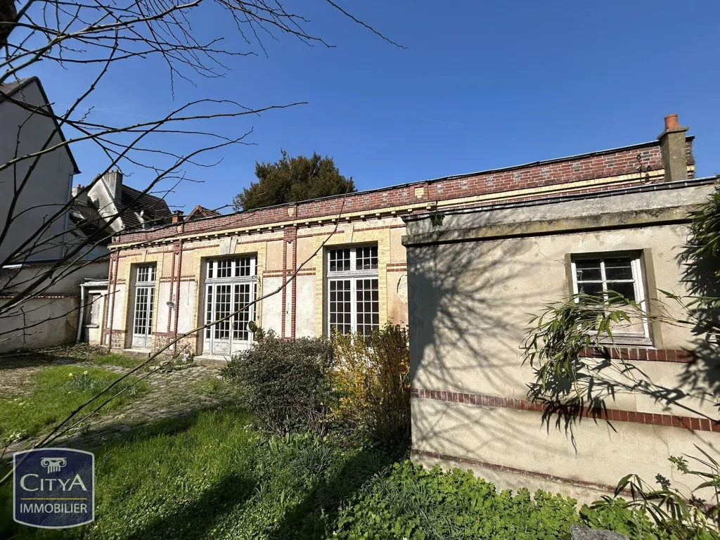 Exterior - Renovated House with Garden in Chartres Centre