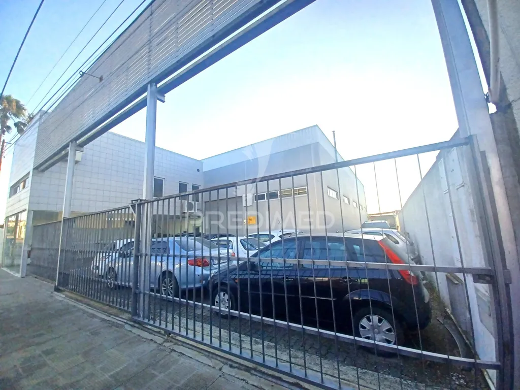 Extérieur - Equipped Workshop in Campo Maior Industrial Zone