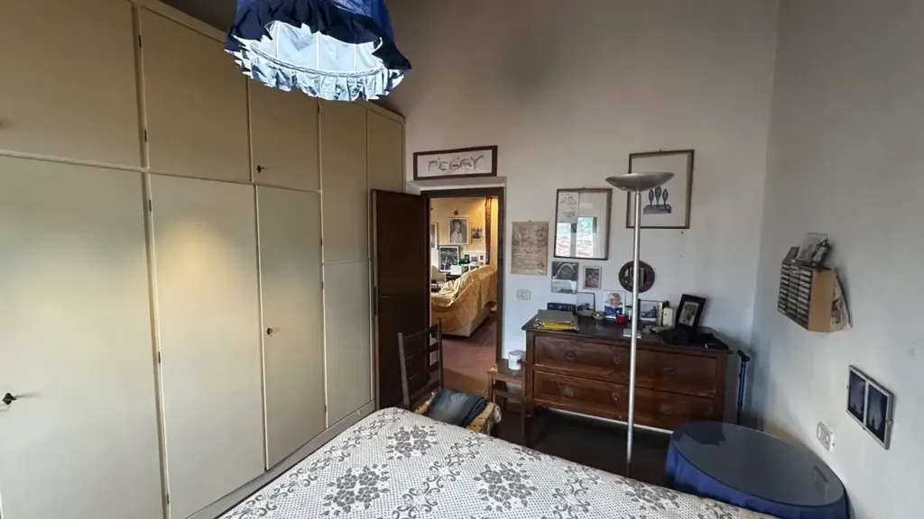 Chambres - 5-Room Apartment in Pontassieve Centre