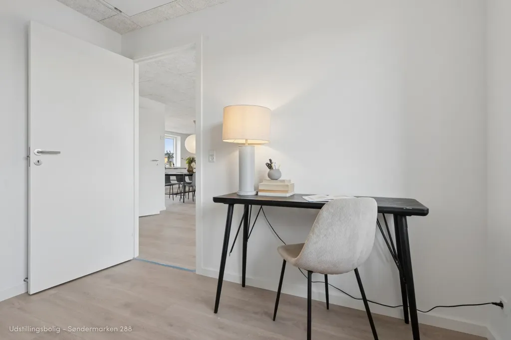 Kabinet - Modern Rowhouse with Terrace in Tølløse