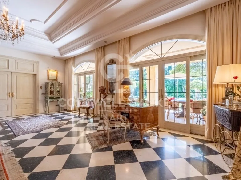 Elutuba - Luxury Villa with Private Pool in Guadalmina Baja