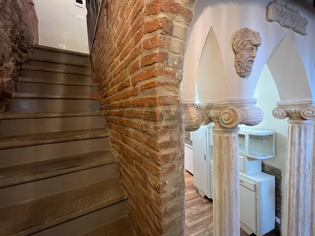Stanze - Restored Apartment with Ancient Well in Cortona