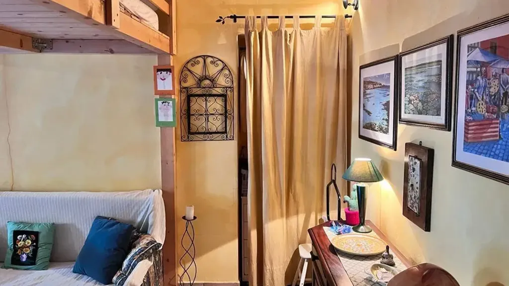 1-room apartment in IT