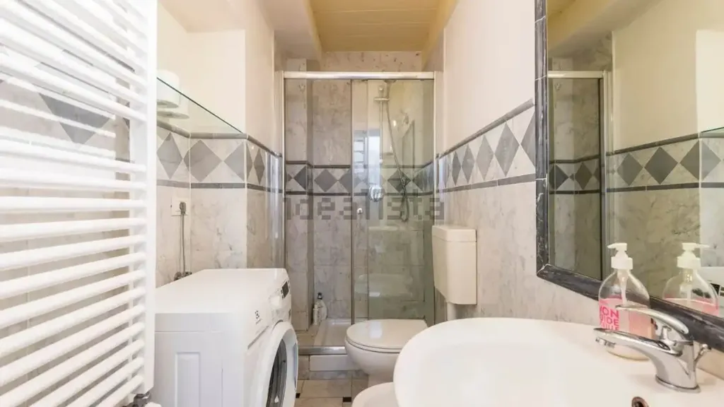 Salles de bain - Historic Apartment with Uffizi View in Florence