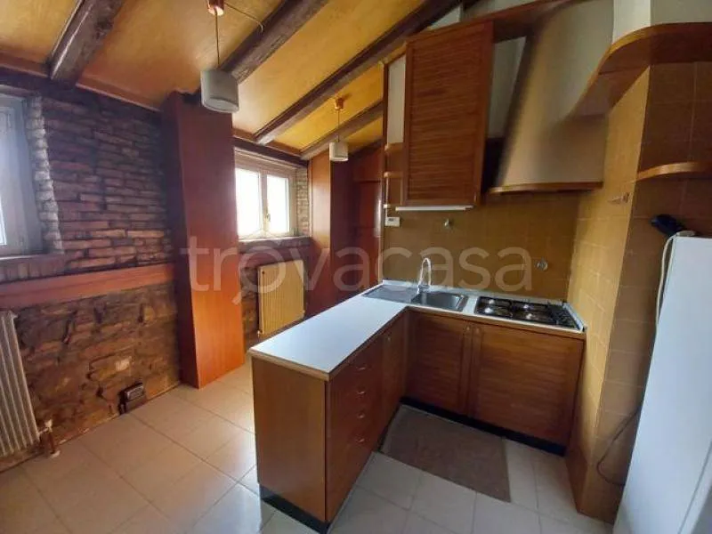 Köök - Mansarded Flat in Historic Palazzo, Trieste