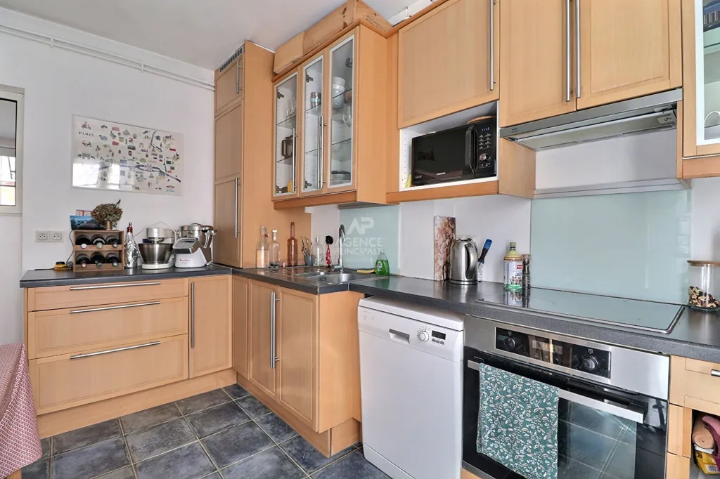 Cuisine - Appartement Duplex avec Jardin Collectif à Versailles Montreuil