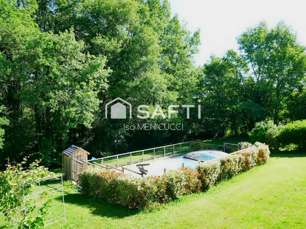 Aed - Two-Home Ensemble with Pool near Chancelade