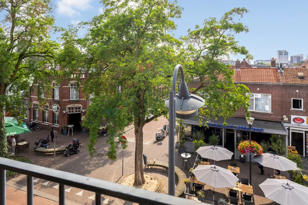 Rõdu - 2-Bedroom Gallery Flat with Balcony in Eindhoven