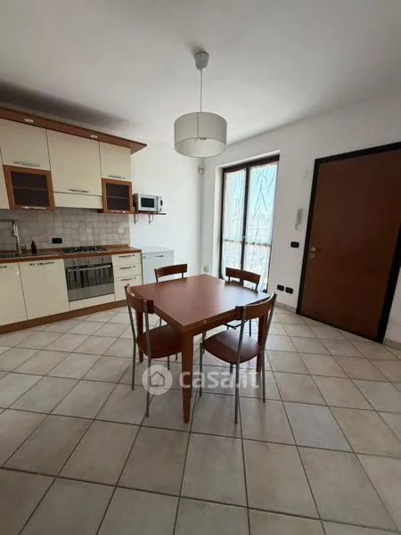 Salle à manger - Fully Furnished Apartment with Balcony in Ternate
