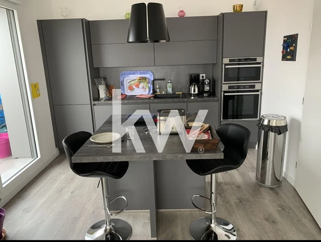 Köök - Spacious Apartment with Terrace in Prémesques