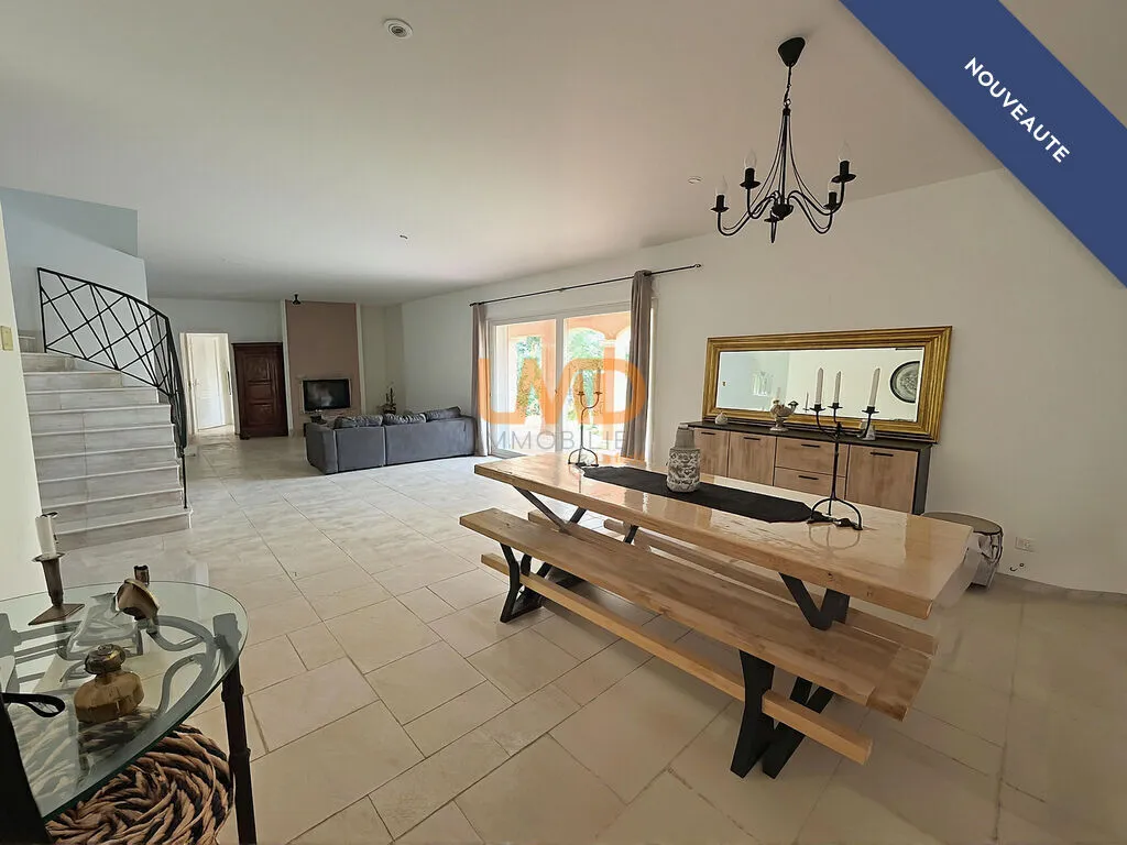 Söögituba - Luxury Home with Pool and Studio in Draguignan