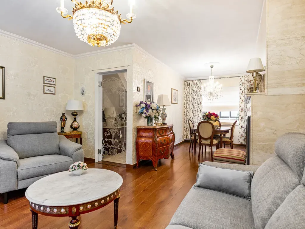 Living Room - Charming House in Bloemekenswijk, Gent