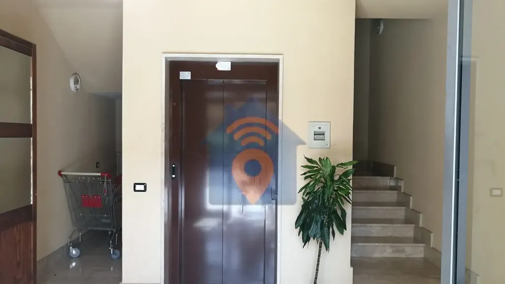 Entrée - Apartment with Bus Stop Proximity in Castelvetrano