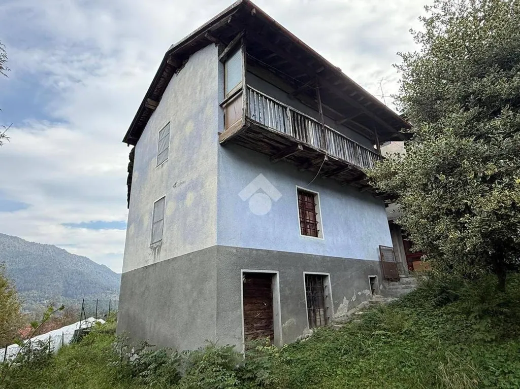 Extérieur - Rustic House with Garden in Viù