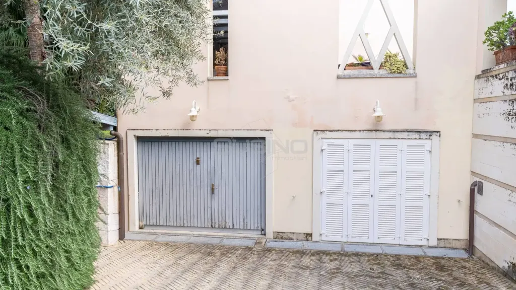 Aed - Villa with Garden in Siracusa