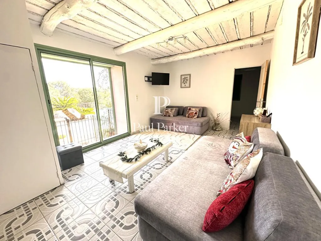 Séjour - Villa Luxueuse avec Piscine à Grans
