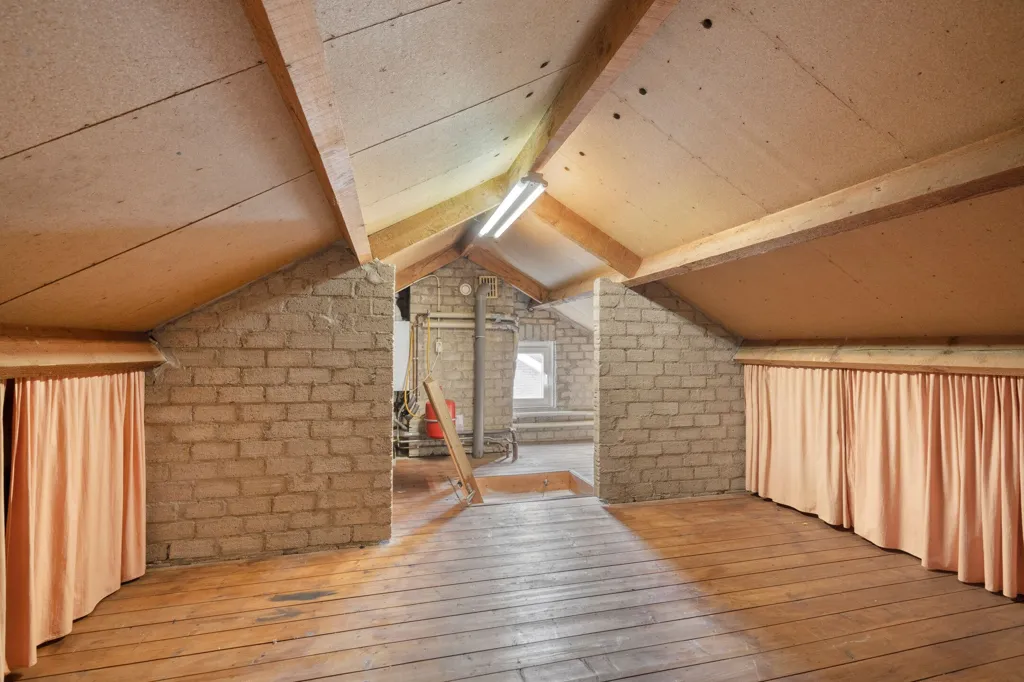 Toad - Semi-Detached House with Serre in Baarlo