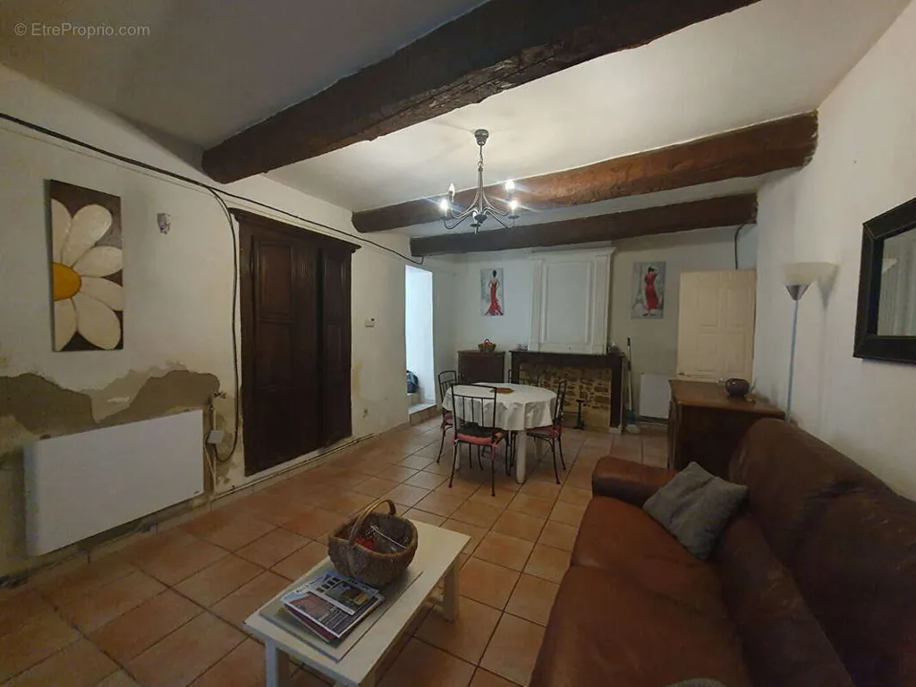Salle à manger - Maison de Village en Pierre avec Cour à Calvisson