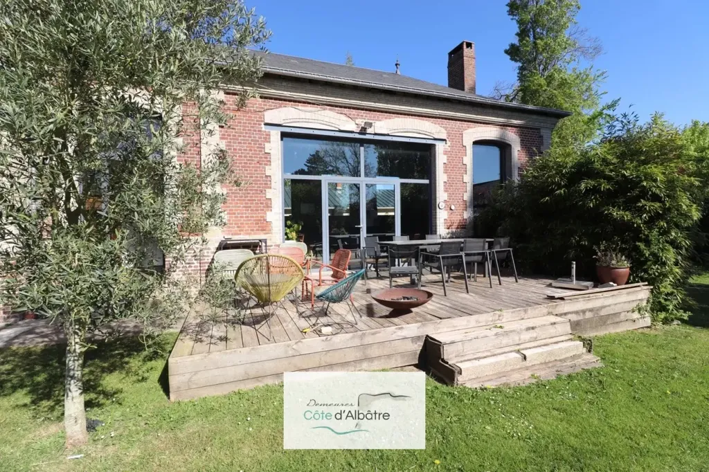 Terrasse - Maison de Brique avec Piscine près de Veules-les-Roses