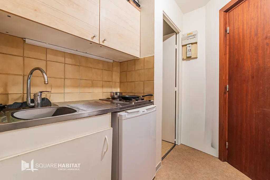 Cuisine - Studio avec Ascenseur à Strasbourg, Proche Tram