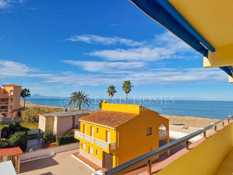 Balcone - Beachfront Apartment with Sea View in Dénia