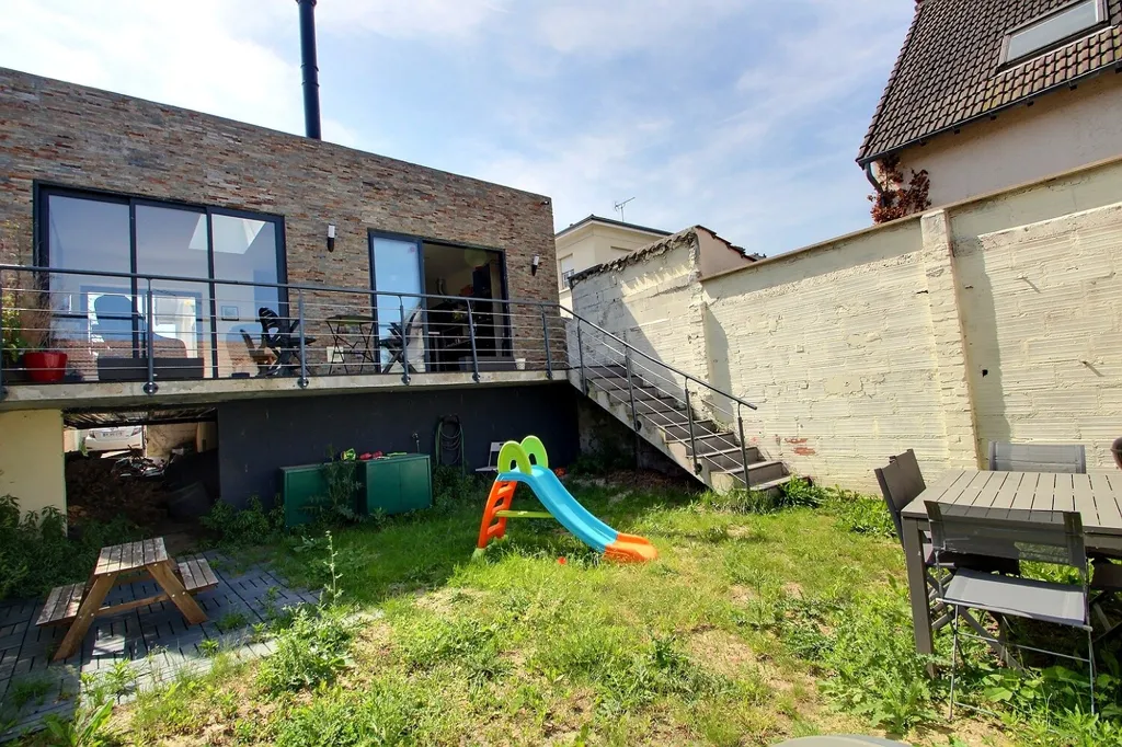 Giardino - 1930s House with Garden in NANTERRE