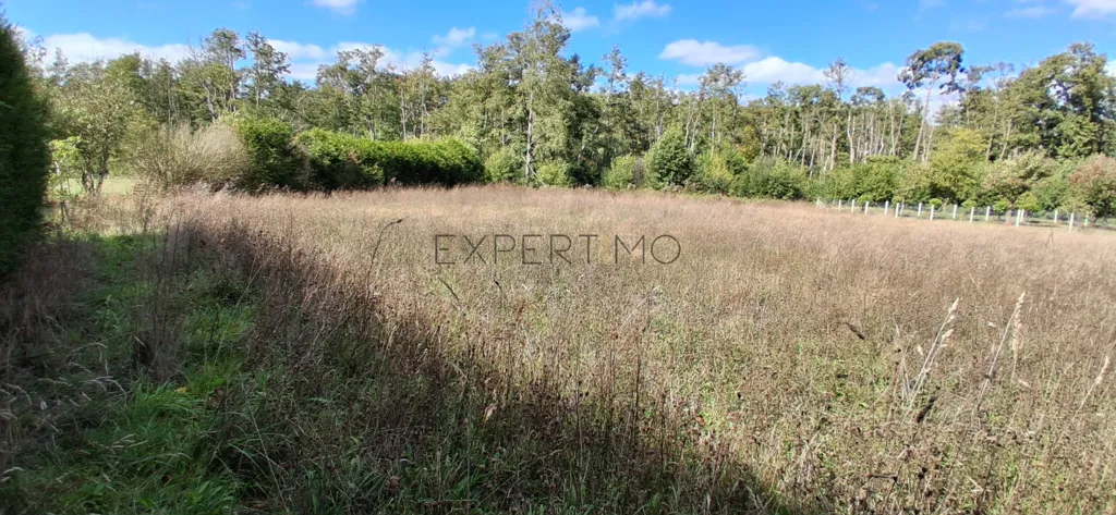 Aed - Constructible Plot with Garden Near Breteuil