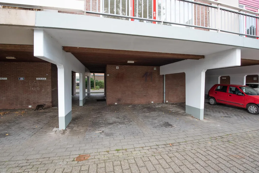 Garaaž - Modernised Maisonnette with Balconies in Hoorn