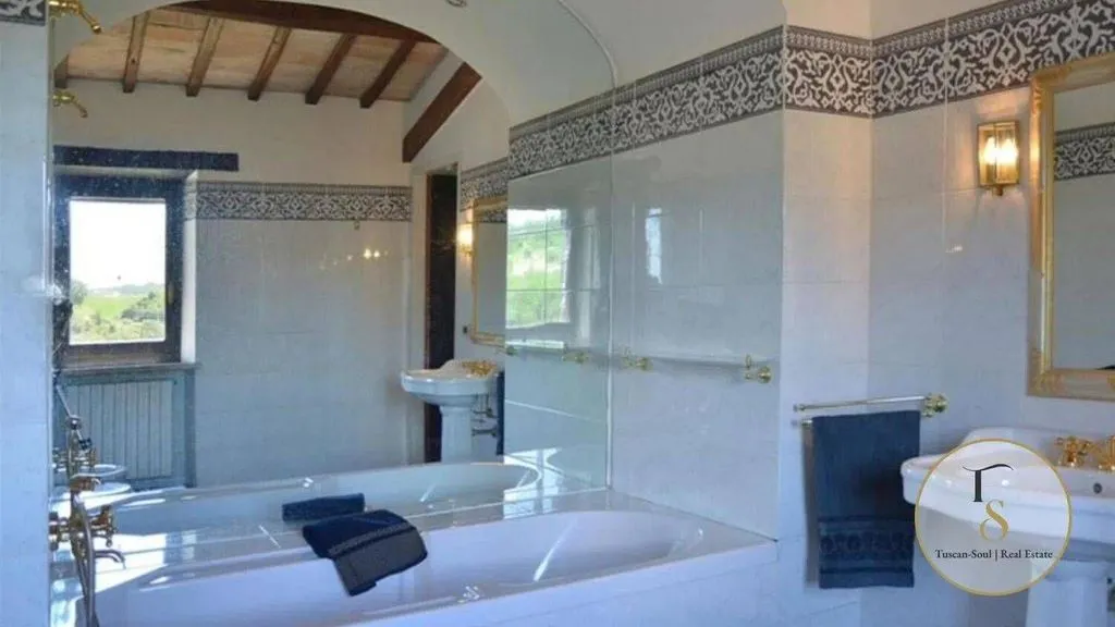 Bagni - Medieval Castle Villa with Pool in Baschi, Umbria
