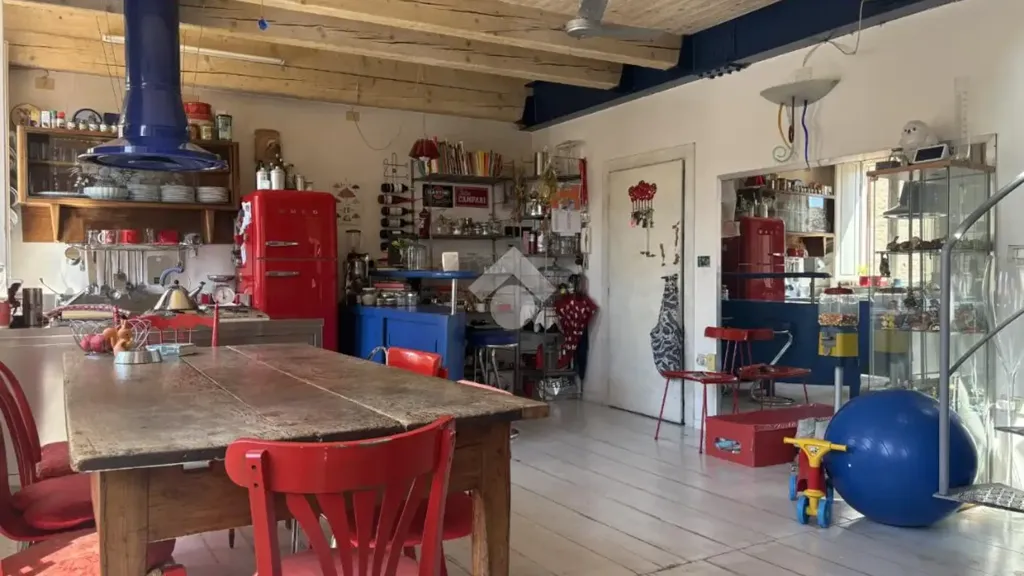 Cuisine - Two-Bedroom Apartment in Historic Centre, Ferrara