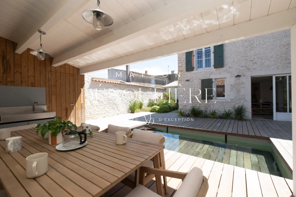 Terrass - Chic Château with Pool in La Noue