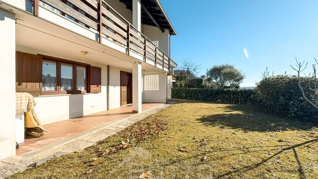 Aed - Independent House with Lake View in Pettenasco