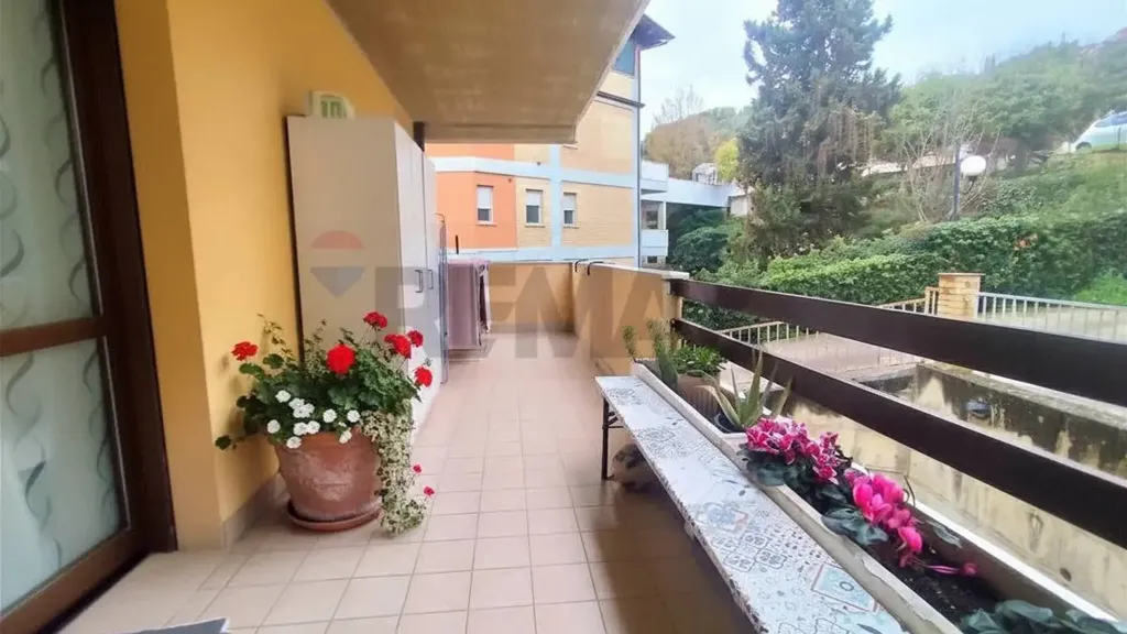 Balcon - Modern Triplex with Terrace in Loreto Aprutino