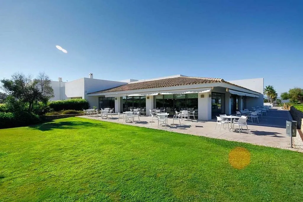 Terrasse - Apartment with Pool and Terrace in Alcaidesa