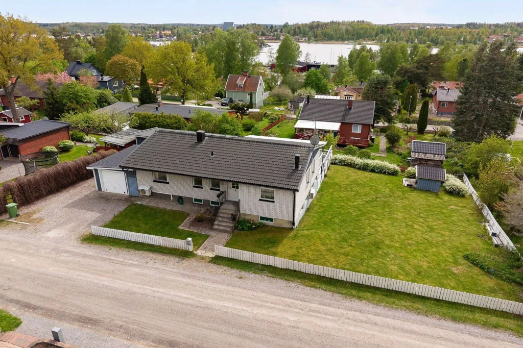 7-toaline maja asukohas Strängnäs kommun