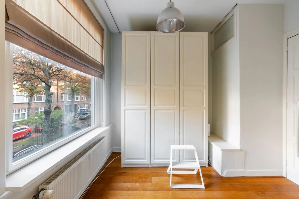 Kabinet - 4-toaline korter asukohas Rotterdam