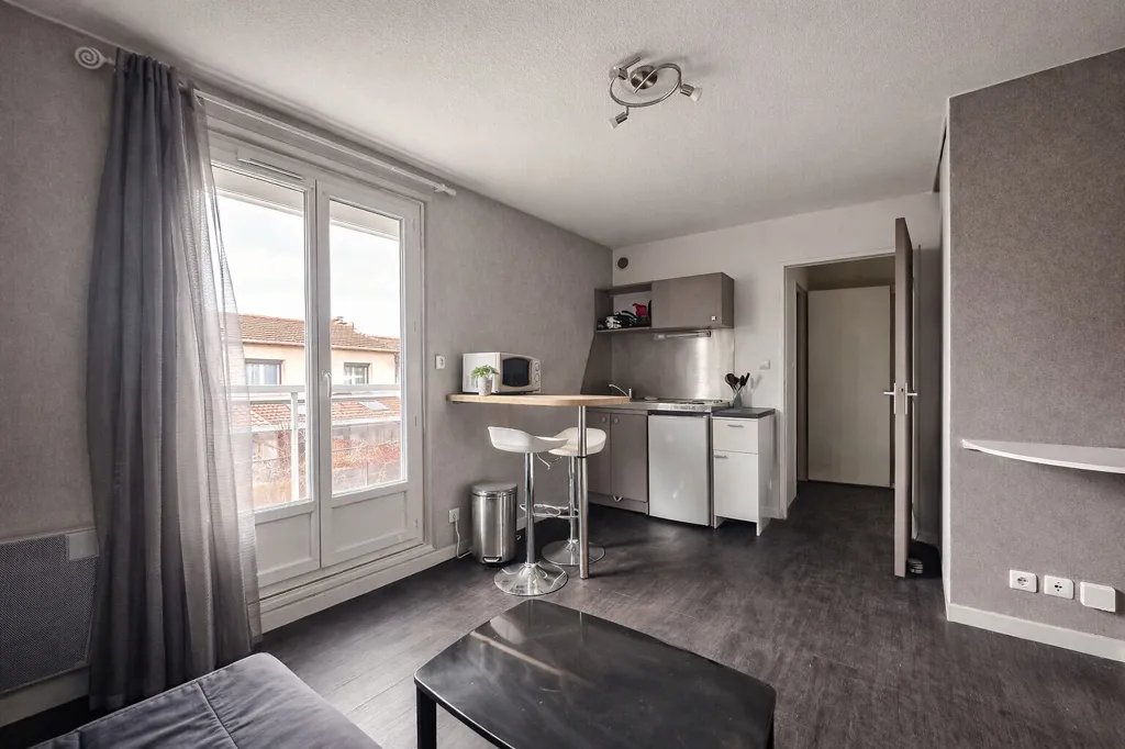 Séjour - Studio avec Place de Parking à Clermont-Ferrand