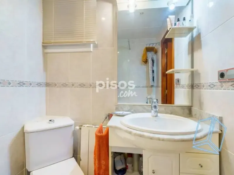 Vannitoad - Ground Floor Flat with Balcony in Gavà