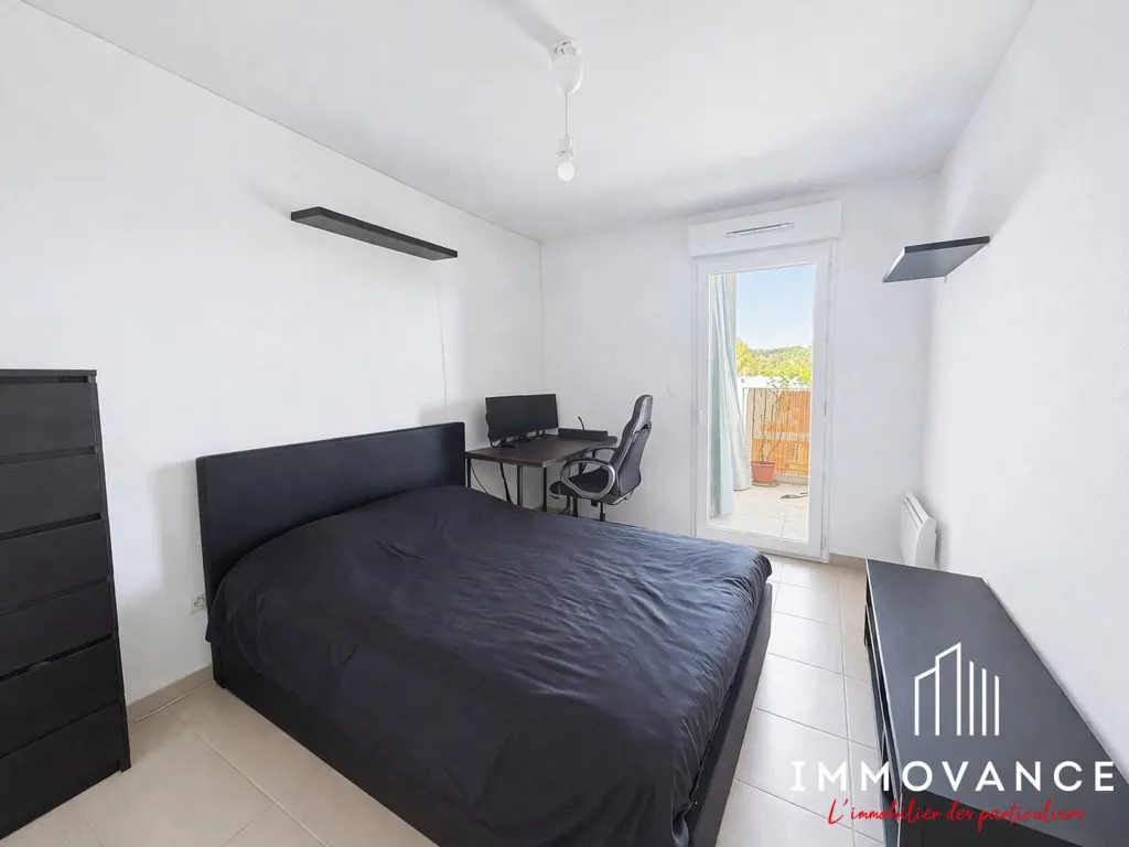 Magamistoad - Traversant Flat with Balconies in Central Location