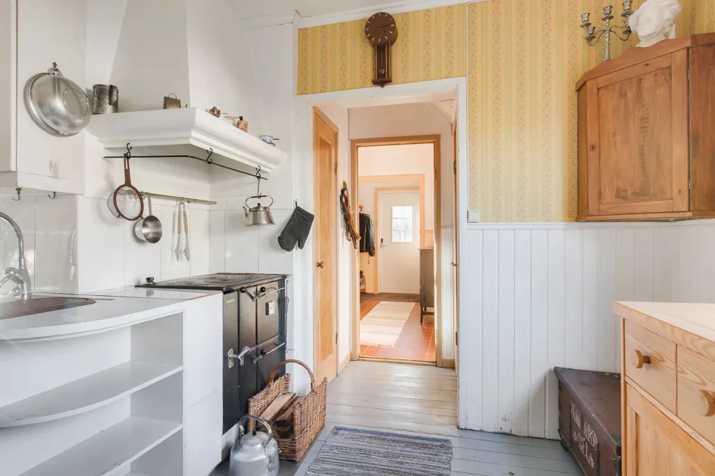 Cuisine - Villa with Lake View in Gävle