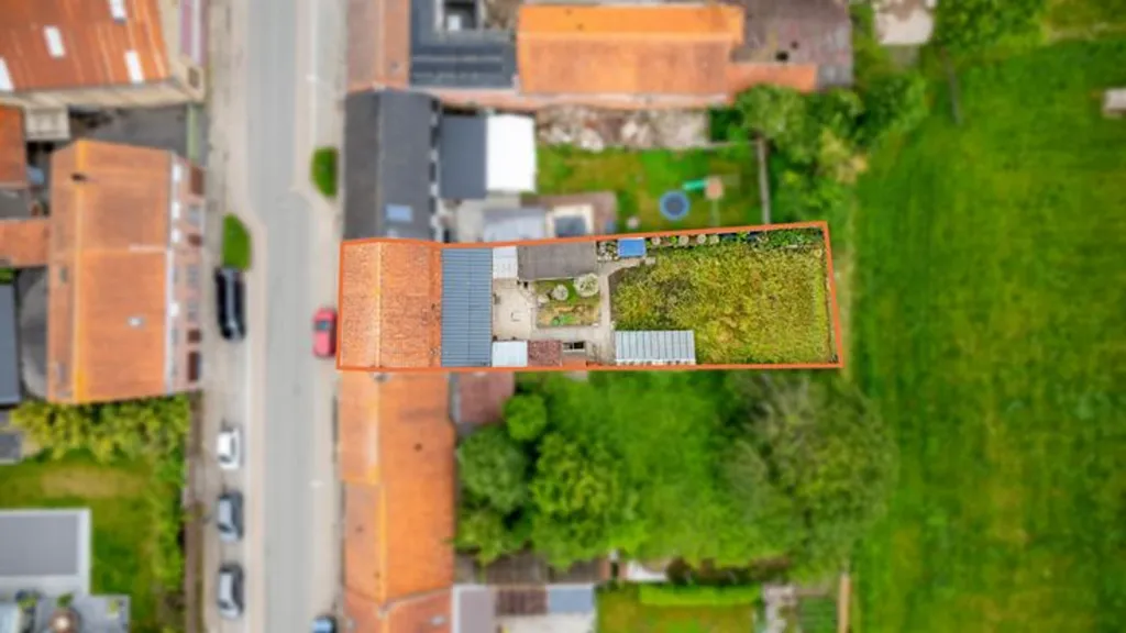 Õhuvaade - Renovation Project House with Terrace in Poperinge