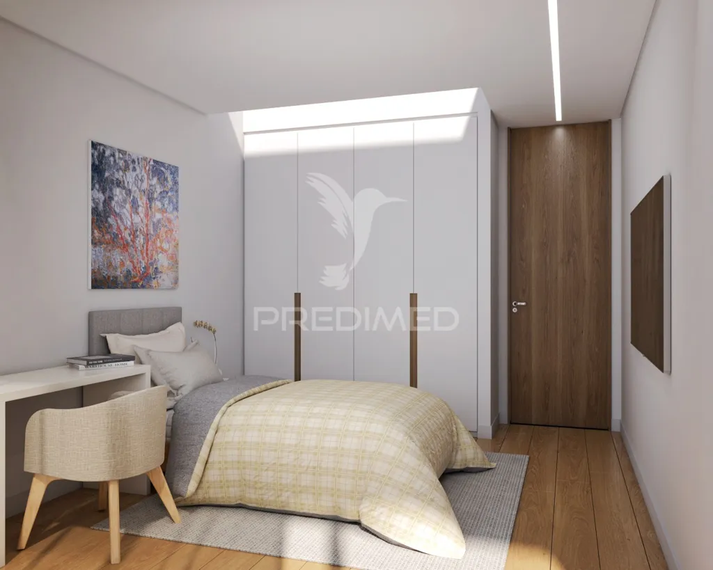 Modern T4 House with Pool in Valença