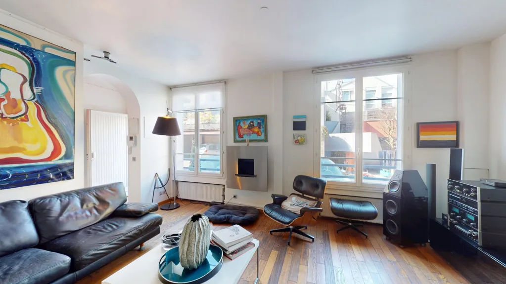 Séjour - Maison avec Cour Privative et Parking à Pantin