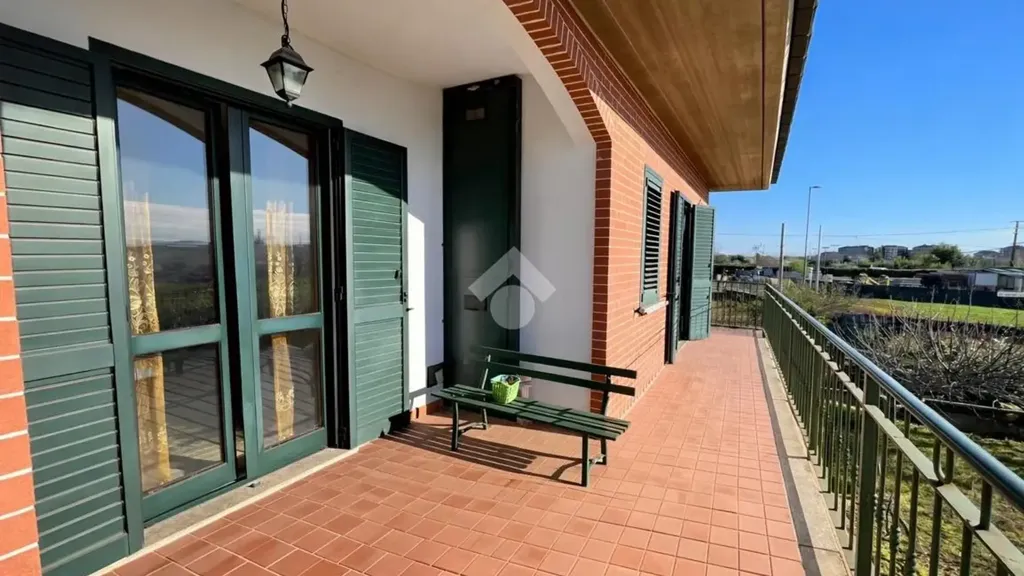 Rõdu - Duplex Villa with Private Garden in Rivalta di Torino