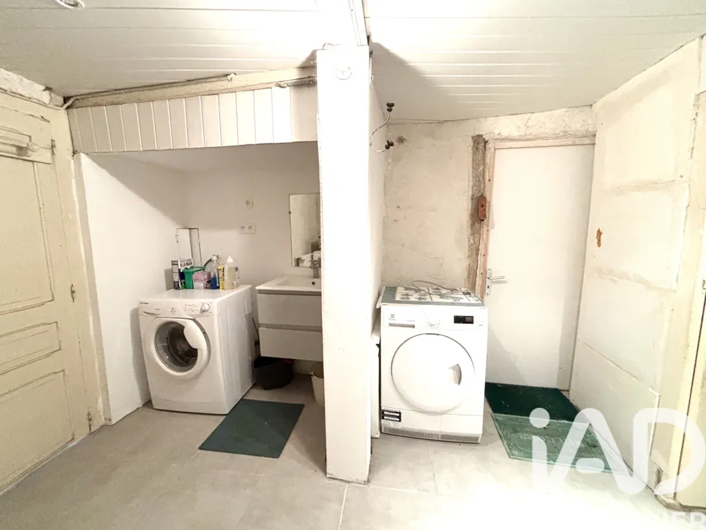 Pesuköök - Two-Bedroom House with Garage in Thenay