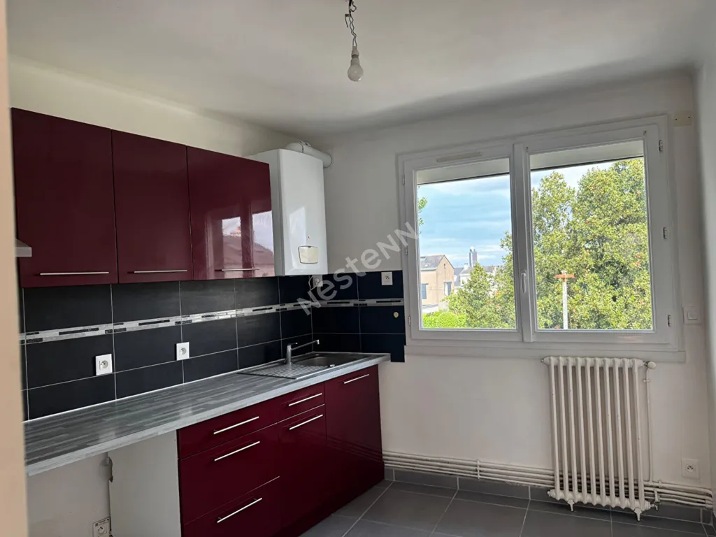 Cucina - 3-Bedroom Apartment in Mellinet, Nantes