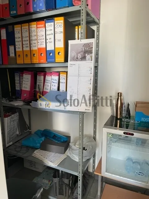 1-toaline ärihoone asukohas Ferrara